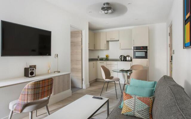 Q Square by Supercity Aparthotels