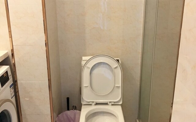 Dalian Xuanya Apartment