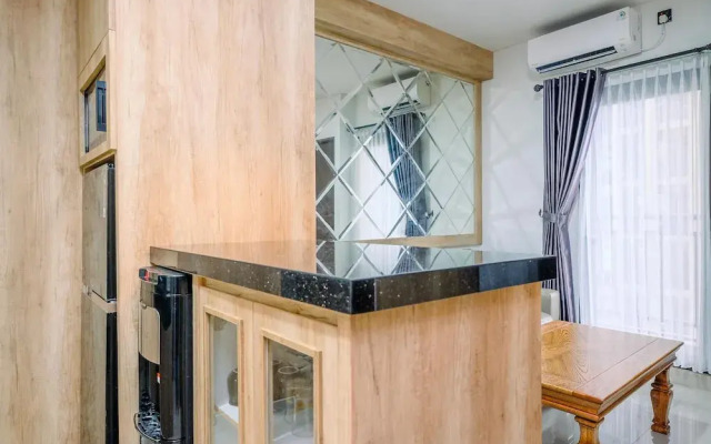 Modern Look And Comfy 2Br Transpark Cibubur Apartment