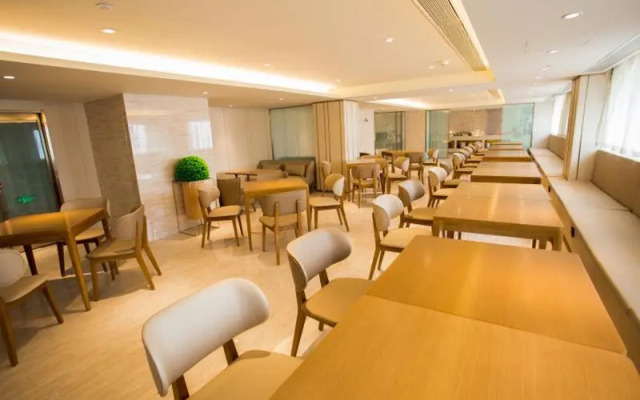 Ji Hotel Harbin Dingxiang Building