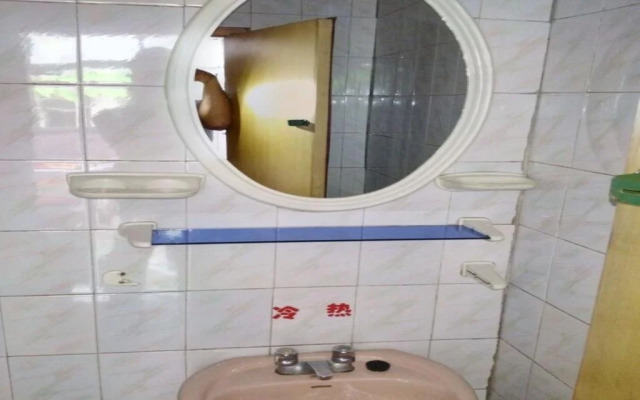 Wutaishan Xianrenju Inn