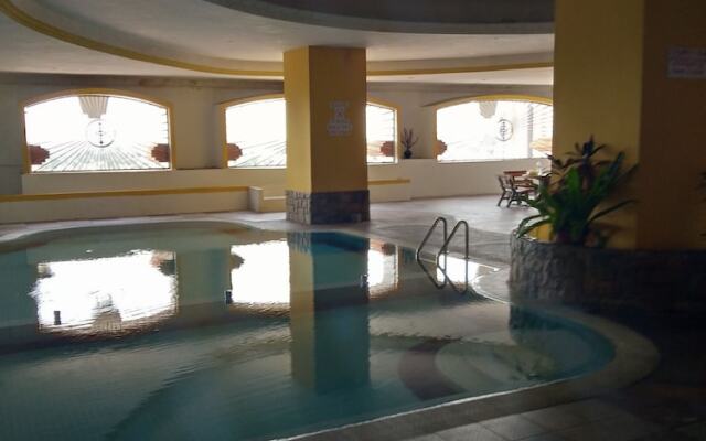 Mutiara Penthouse Hotel