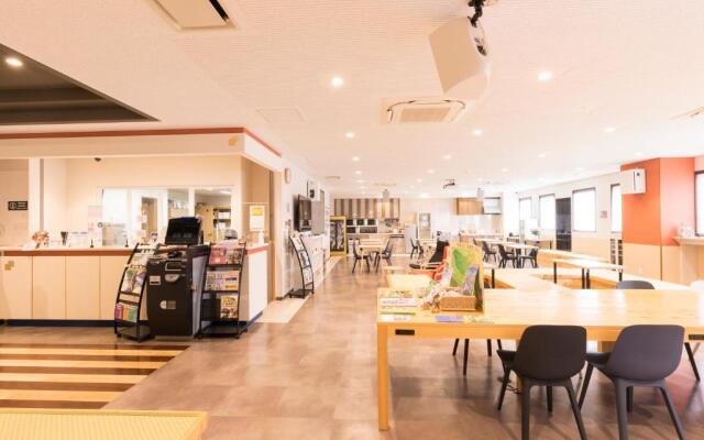 Wild Cherry Blossom-HOSTEL,TOKYO KOGANEI-