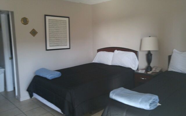 Nola Goula Inn & Suites