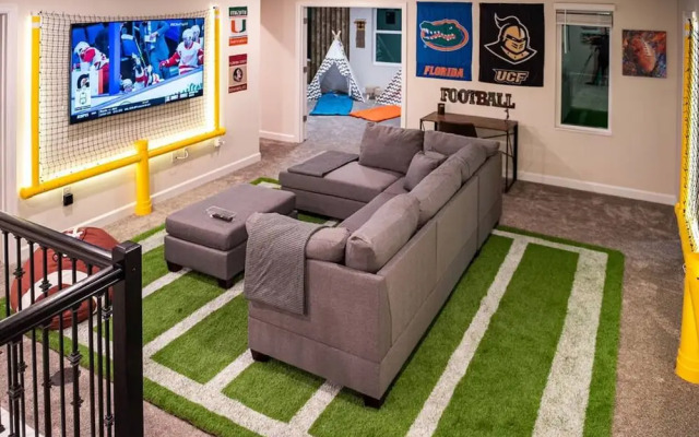 Luxury AND FUN Near Disney Parks 9BR