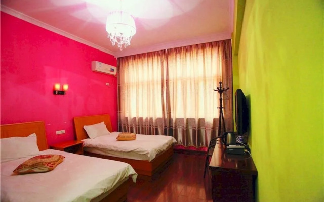 Wuzhen Yishuige Inn
