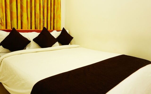 Thayamkery's Royal inn