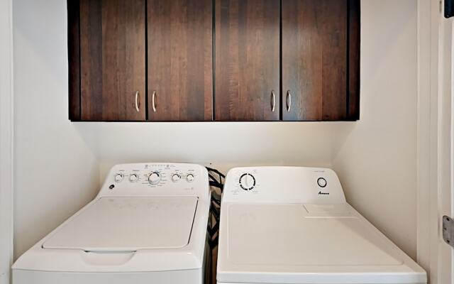 1500 Summit St Townhouse Unit 7