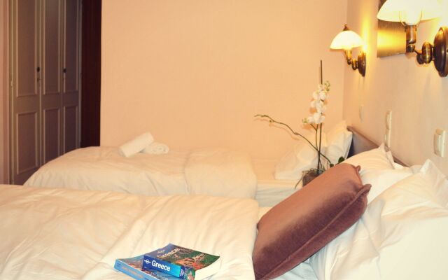 Alexakis Hotel & Spa