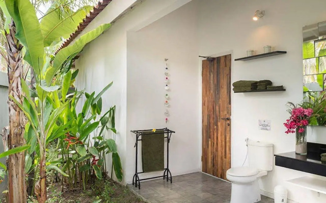 Gili Khumba Villas