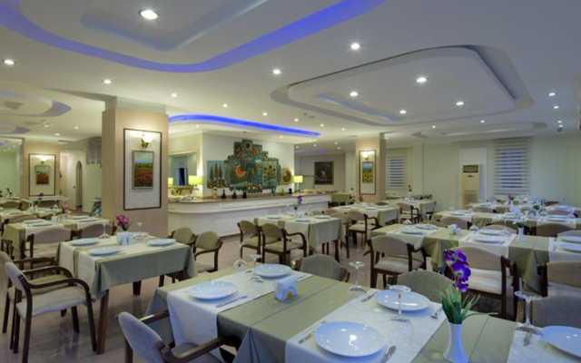 Villa Sunflower Hotel