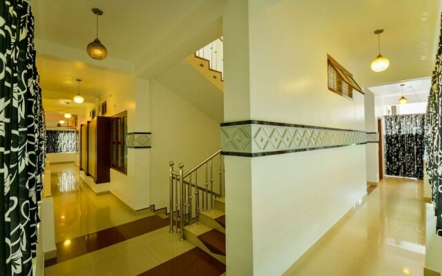 OYO 19587 Chembil Residency