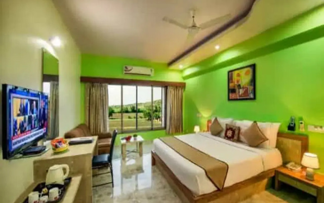 Lion Lords Inn Rajula