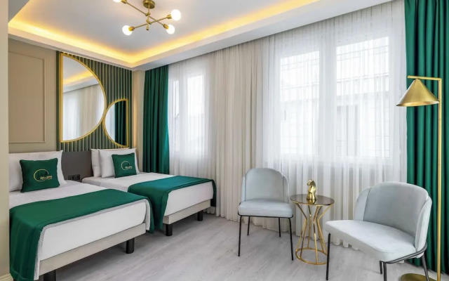 Sistina Old City Hotel