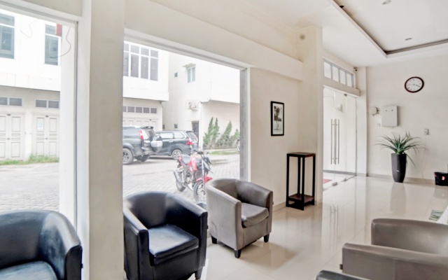 Hotel O Stm Suite Near Amplas Bus Terminal