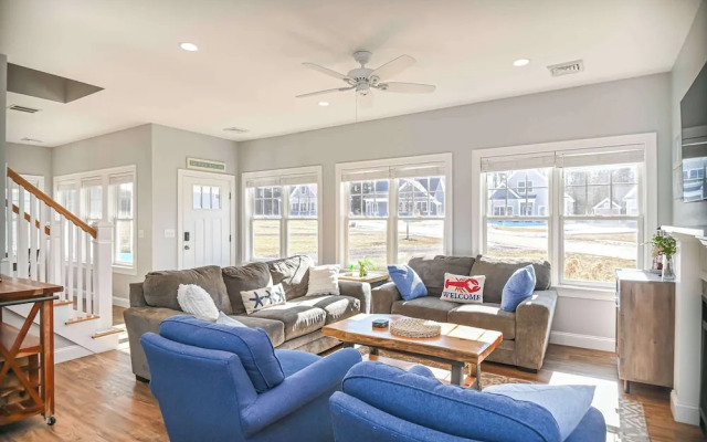 Maritime Meadows Charming Resort-style Home!