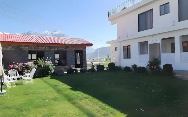 Al Noor Starlet Hotel