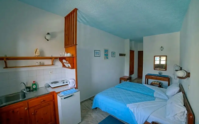 Nefeli Hotel