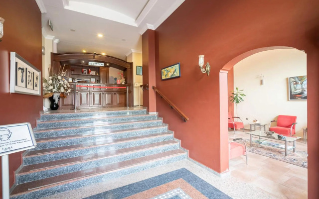 Fora Apart Hotel