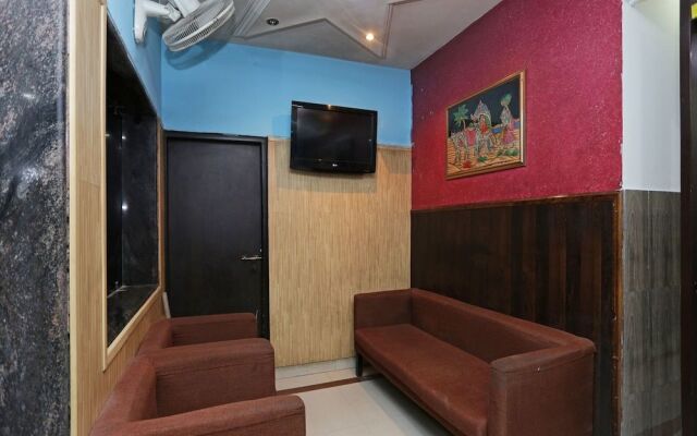 OYO 12868 Hotel City Lite