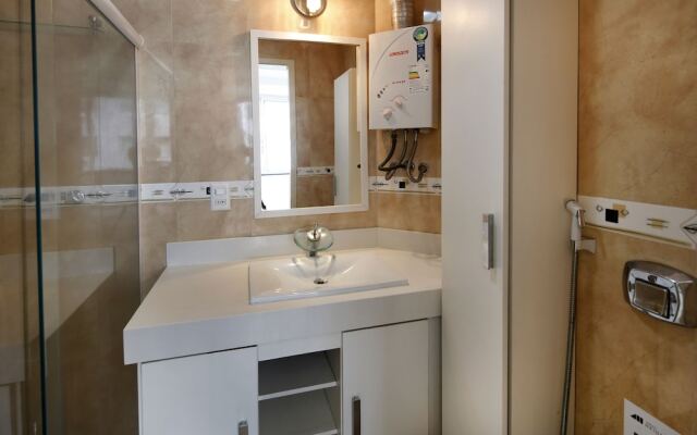 Rio Rentals 021 - U010 Excelente apartamento em Copacabana