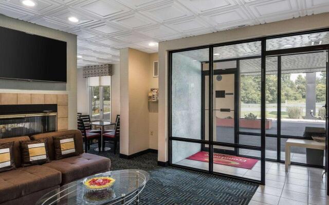 Econo Lodge Pocomoke City Hwy 13