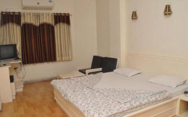 Vandana Hotel