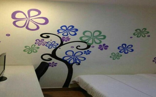 e Home Hotel Nanzhou Railway Staion