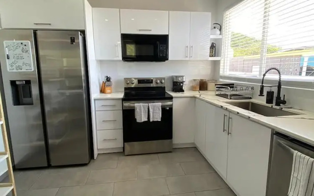 Sea Breeze Tunnel Hideaway 3