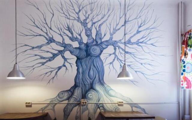 The Cozyness Downtown Hostel