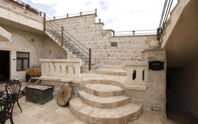 Ada Cave Suites Hotel