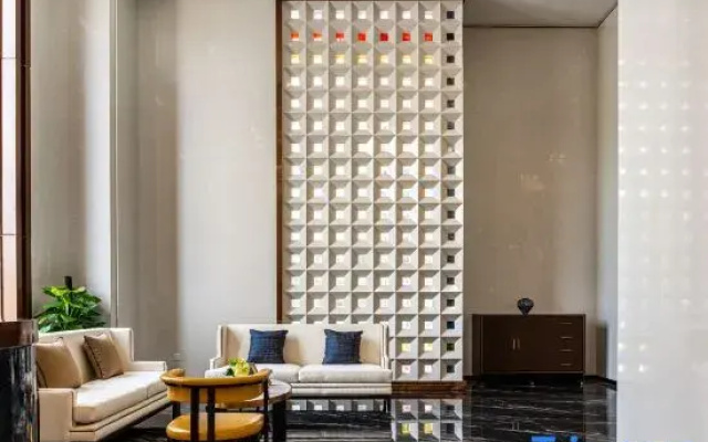 Guiyang Shanrun Yunting Hotel (Shachong Road Subway Station)