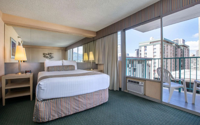 Aqua Aloha Surf Waikiki