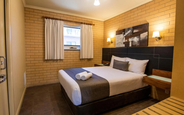 Albury Georgian Motel & Suites