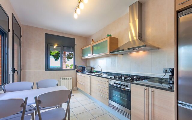 House Luz Lloret de Mar