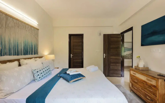 Alaya Stays Veera Marina 1BHK with Pool