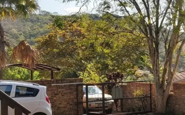 13 @ Rhinoroad Nelspruit