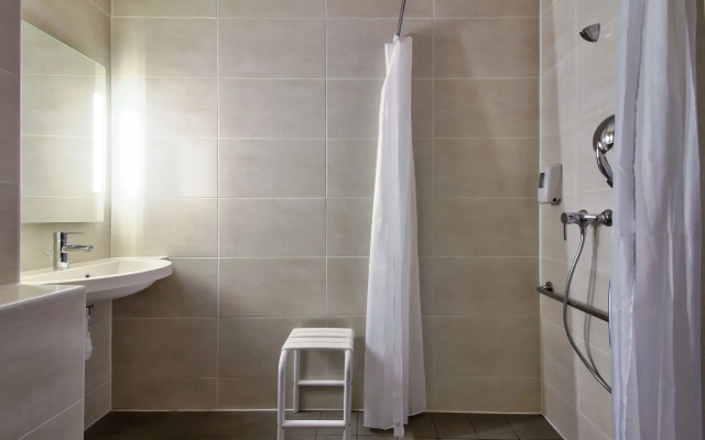 B&B HOTEL Beaune Sud (2)
