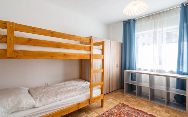 Cozy Apartment in Hopfgarten im Brixental With Parking