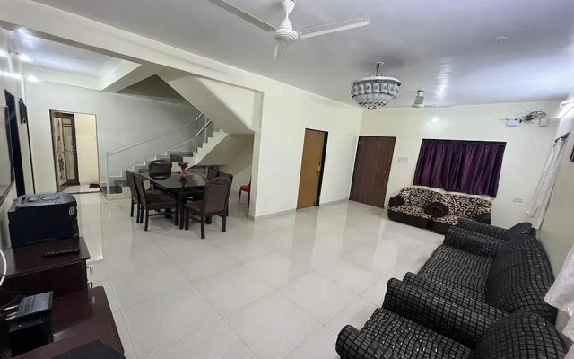 Savitri Bungalow