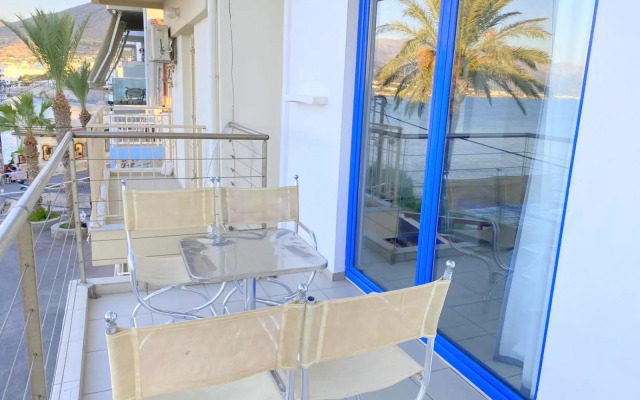 Kassavetis Center - Hotel Studios & Apartments