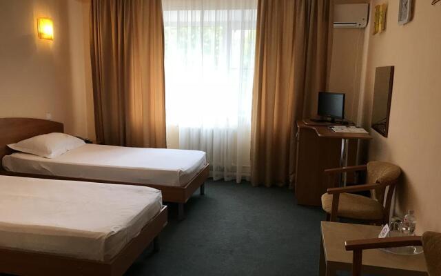 Славянская