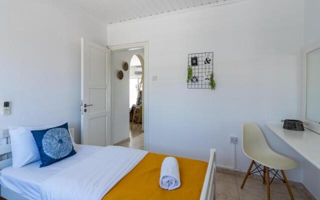 Keylana's 2-BR Apt in Pyla