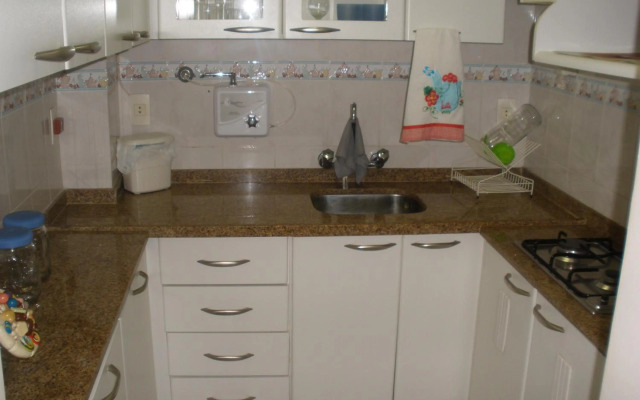 Apt Copacabana perto da praia 815