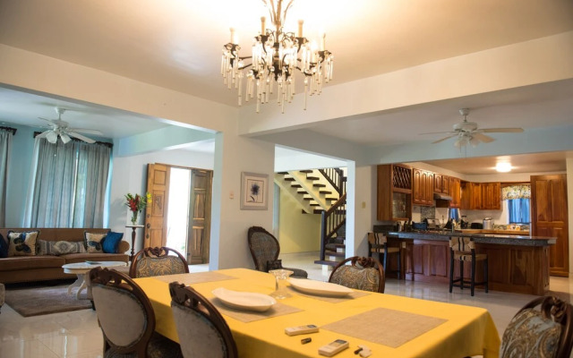 Blue Lotus Villa