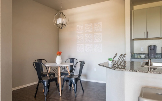 FRONTDESK North Scottsdale Paradise Valley Apts