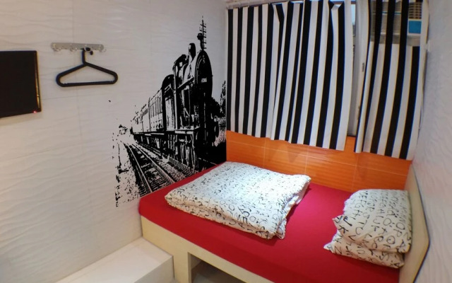 Micro Hotel