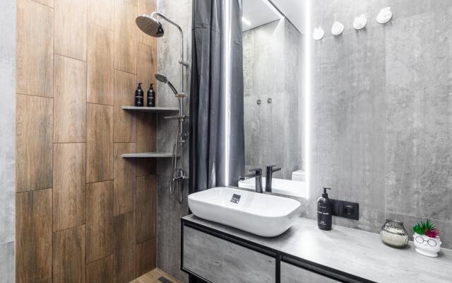 Sunmarine apartments (Санмарин апартментс) на улице Анны Ахматовой