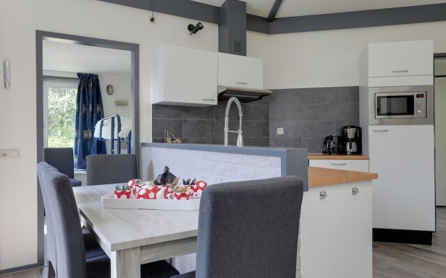 Cozy Bungalow in Harderwijk With a Shared Pool