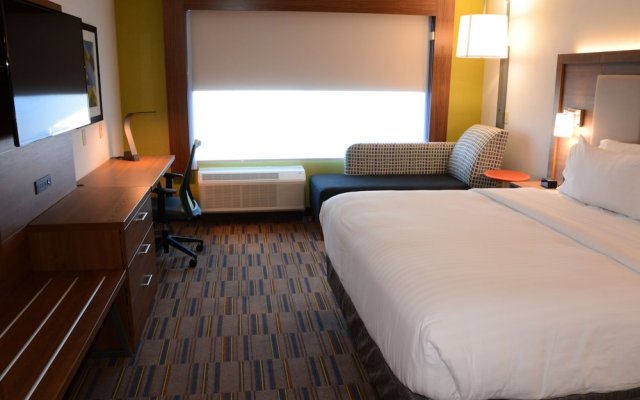 Hol. Inn Exp. and Suites Pittsburgh - Monroeville